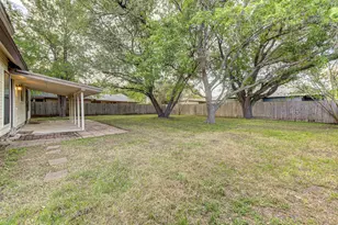208 Oak Ridge Dr, Pflugerville, TX 78660 - Photo 25