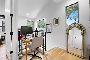 408 W Odell St, Austin, TX 78752 - Photo 9