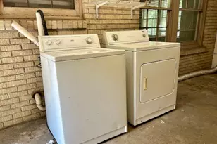 923 Keith Ln, Austin, TX 78705 - Photo 19