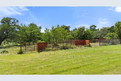 3310 Ranch Road 165, Blanco, TX 78606 - Photo 25