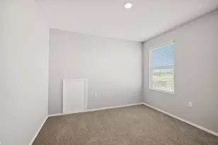 12101 Short Leaf Path, Del Valle, TX 78617 - Photo 21