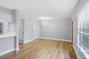 7801 Shoal Creek Blvd, Austin, TX 78757 - Photo 5