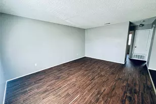 4901 Merritt Cir, Austin, TX 78744 - Photo 5
