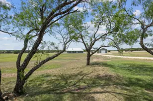 2002 County Rd 1154, Lampasas, TX 76550 - Photo 35