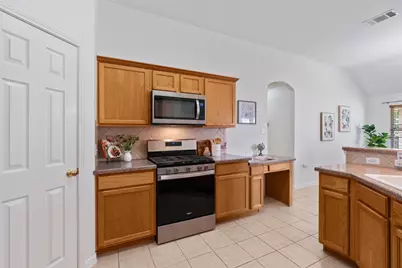 122 Copperwood Loop, Round Rock, TX 78665 - Photo 11