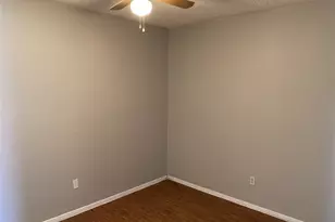 5202 Bogey Ct, Austin, TX 78744 - Photo 7