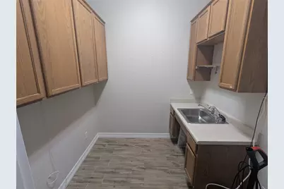 15901 Central Commerce Drive #401, Pflugerville, TX 78660 - Photo 27