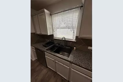 207 Liard River Road, Hutto, TX 78634 - Photo 9