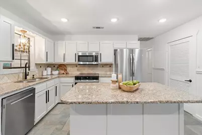 1401 Avenida Serena, Marble Falls, TX 78654 - Photo 7