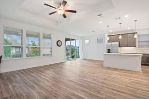 210 Bellows St, Georgetown, TX 78633 - Photo 3