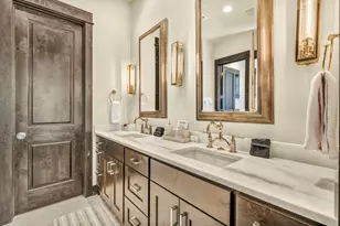 19404 Bold Venture Dr, Spicewood, TX 78669 - Photo 25