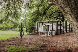 4201 Gregg Ward Ln, Austin, TX 78744 - Photo 27