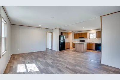 195 Tuck Street #B, Cedar Creek, TX 78612 - Photo 11