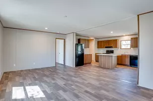 195 Tuck St, Cedar Creek, TX 78612 - Photo 11