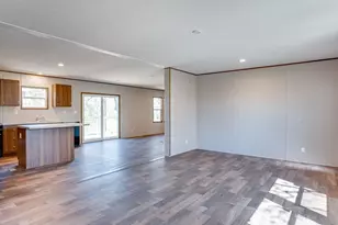 195 Tuck St, Cedar Creek, TX 78612 - Photo 7