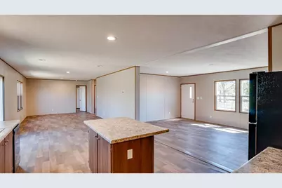 195 Tuck Street #B, Cedar Creek, TX 78612 - Photo 9