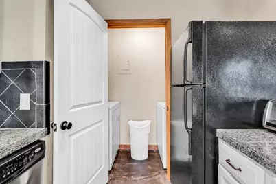 1406 Windsor Road #305, Austin, TX 78703 - Photo 17