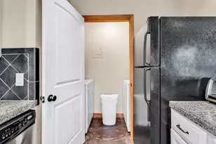 1406 Windsor Rd, Austin, TX 78703 - Photo 17