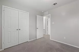 113 Kildeer Pass, Jarrell, TX 76537 - Photo 25