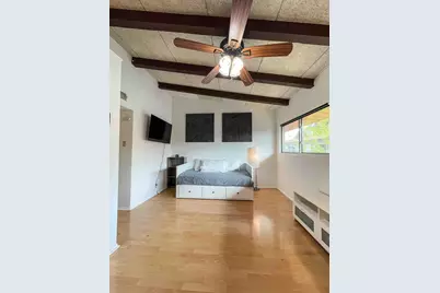 2404 Longview Street #204, Austin, TX 78705 - Photo 3