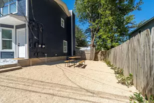 2101 Kirksey Dr, Austin, TX 78741 - Photo 31