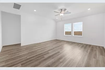 204 Crumpton Way, Hutto, TX 78634 - Photo 7