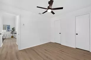 923 E 41st St, Austin, TX 78751 - Photo 11