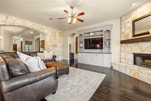 1008 N Ash Cove, Hutto, TX 78634 - Photo 5