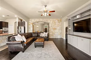 1008 N Ash Cove, Hutto, TX 78634 - Photo 15