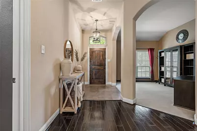 1008 N Ash Cove, Hutto, TX 78634 - Photo 5