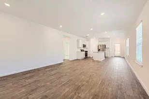 508 Gladiola Loop, Kyle, TX 78640 - Photo 3