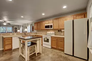 153 Hill Dr, Marble Falls, TX 78654 - Photo 7