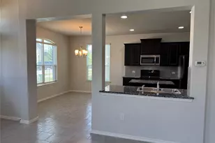 133 Flatland Trl, San Marcos, TX 78666 - Photo 5