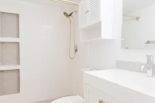 2302 E Side Dr, Austin, TX 78704 - Photo 19
