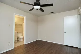 10419 Firethorn Ln, Austin, TX 78750 - Photo 7