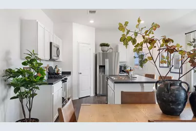 203 Schuenemann Way, Uhland, TX 78640 - Photo 17