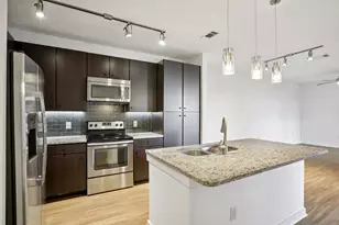 1900 Barton Springs Rd, Austin, TX 78704 - Photo 11