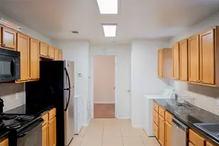 2841 San Gabriel St, Austin, TX 78705 - Photo 5