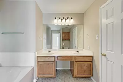2351 Wright Circle, Round Rock, TX 78664 - Photo 5