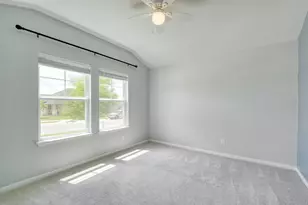 200 Waterway Ave, Hutto, TX 78634 - Photo 13