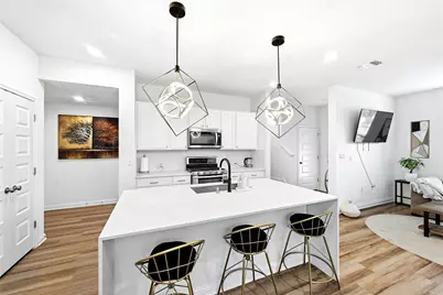8009 Mellencamp Drive #212, Austin, TX 78744 - Photo 9