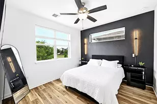 8009 Mellencamp Dr, Austin, TX 78744 - Photo 15