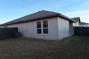 758 Staglin St, Buda, TX 78610 - Photo 23