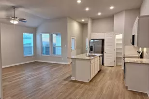 758 Staglin St, Buda, TX 78610 - Photo 7