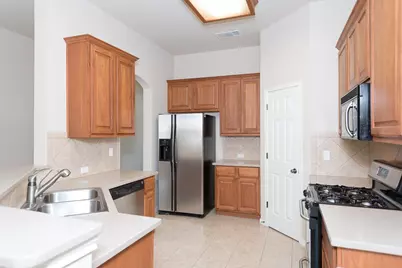 1611 Briar Hill Drive, Georgetown, TX 78626 - Photo 5