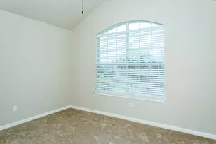 1611 Briar Hill Dr, Georgetown, TX 78626 - Photo 15