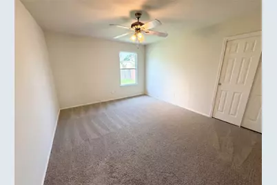 12816 Wooly Bucket Cove, Elgin, TX 78621 - Photo 9