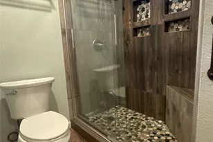 9511 Meadowheath Dr, Austin, TX 78729 - Photo 19