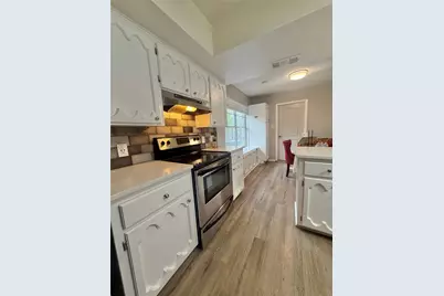 9511 Meadowheath Drive, Austin, TX 78729 - Photo 9