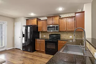 605 San Antonio Riverwalk Walk, Hutto, TX 78634 - Photo 11